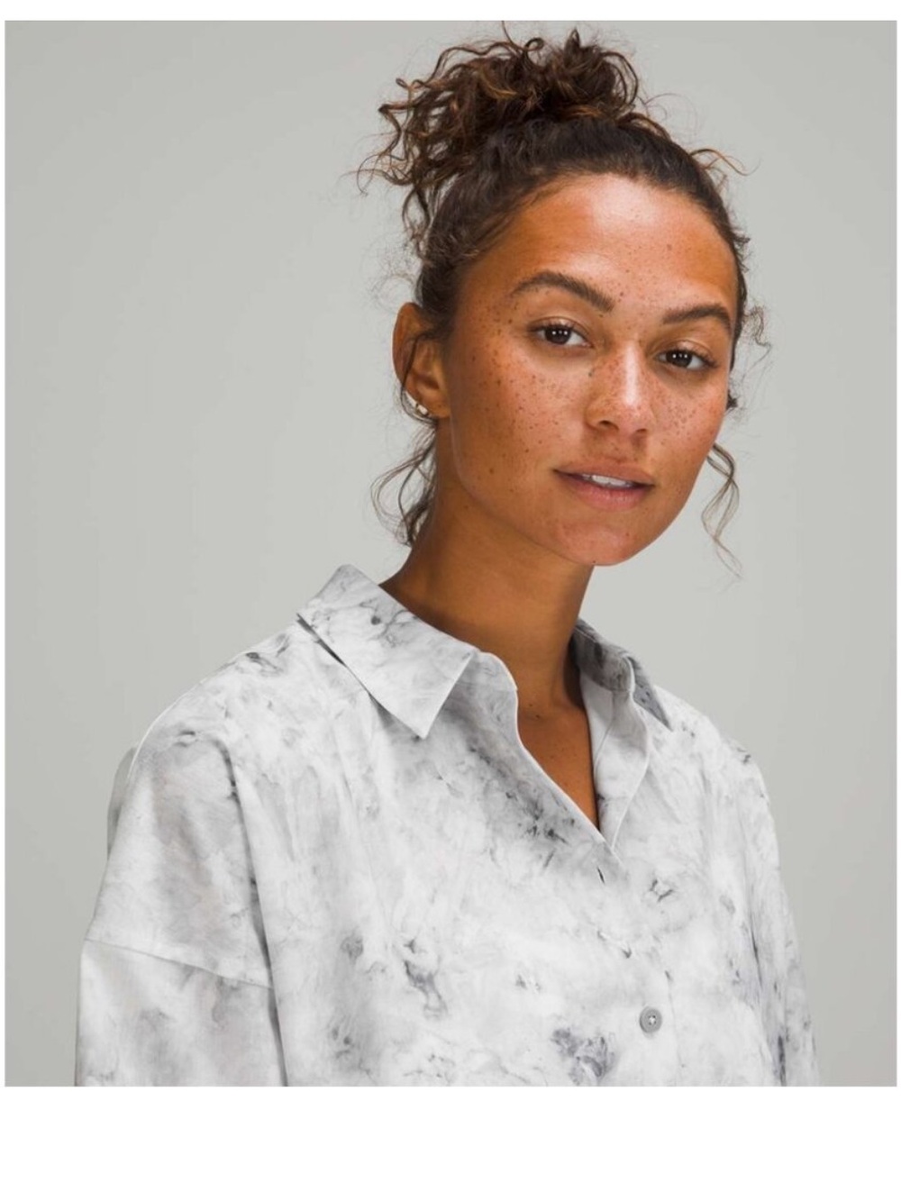 Lululemon Full Day Ahead Short Sleeve Button down *rare